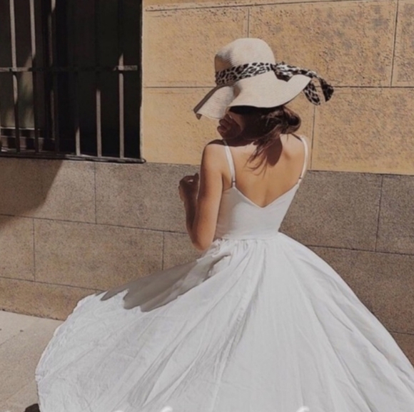 ZARA Limited Edition Voluminous Dress - Picture 3 of 7